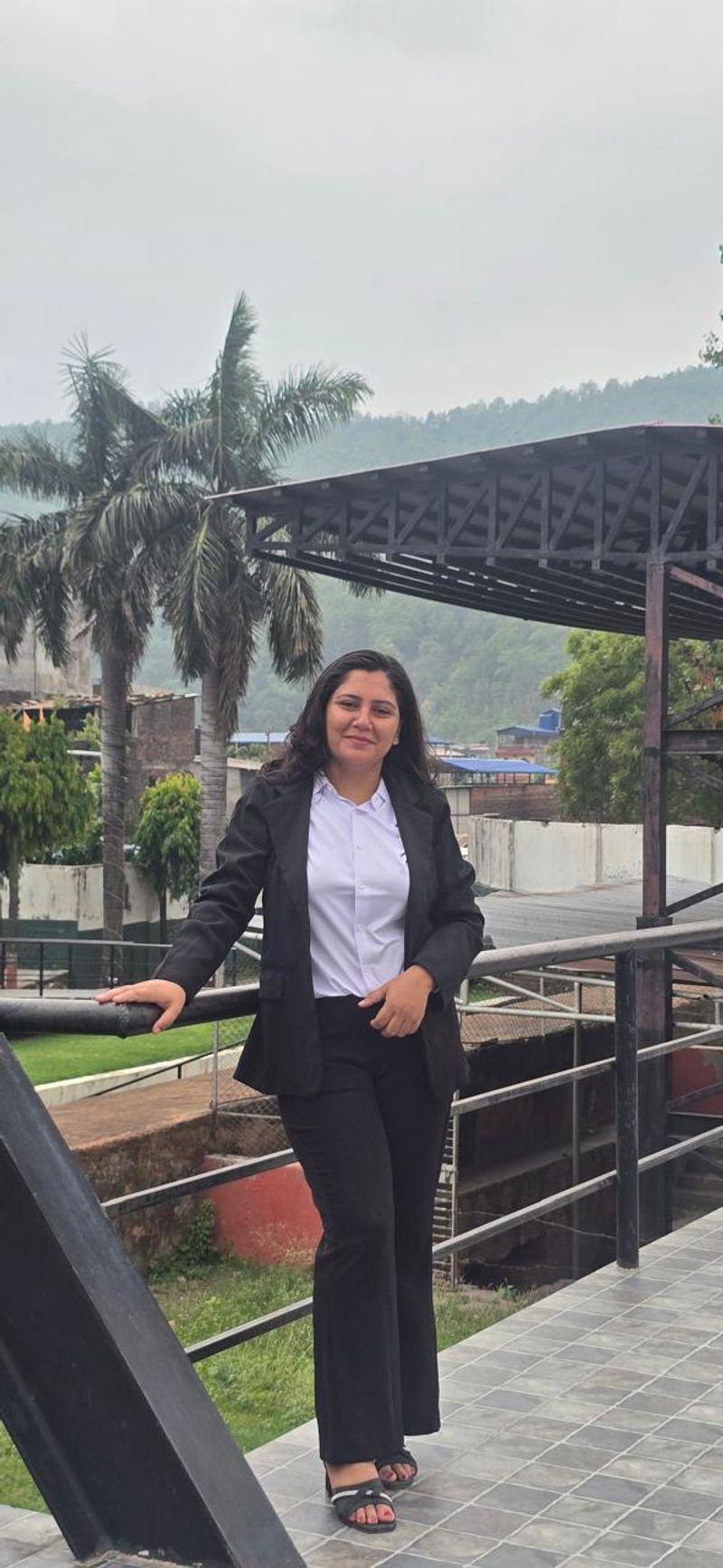 Aliza Khanal - CEO at HUB IT GROUP